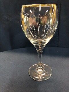 Wine glass (10oz, stemmed)